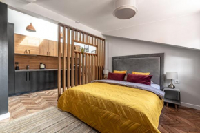 Stylish and Modern Cathedral Square Studio